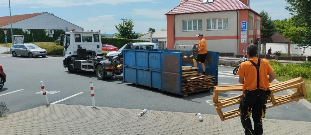 Příprava pódia
