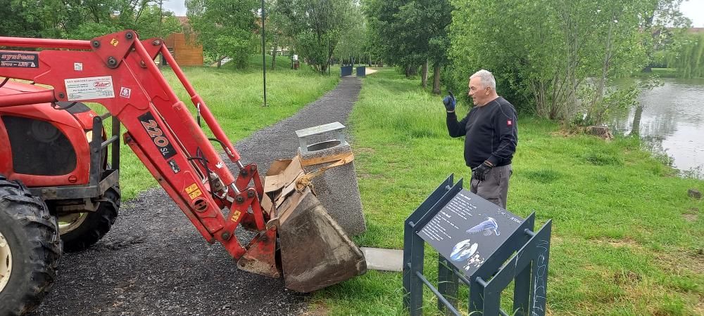 Instalace odpadkov&yacute;ch ko&scaron;ů